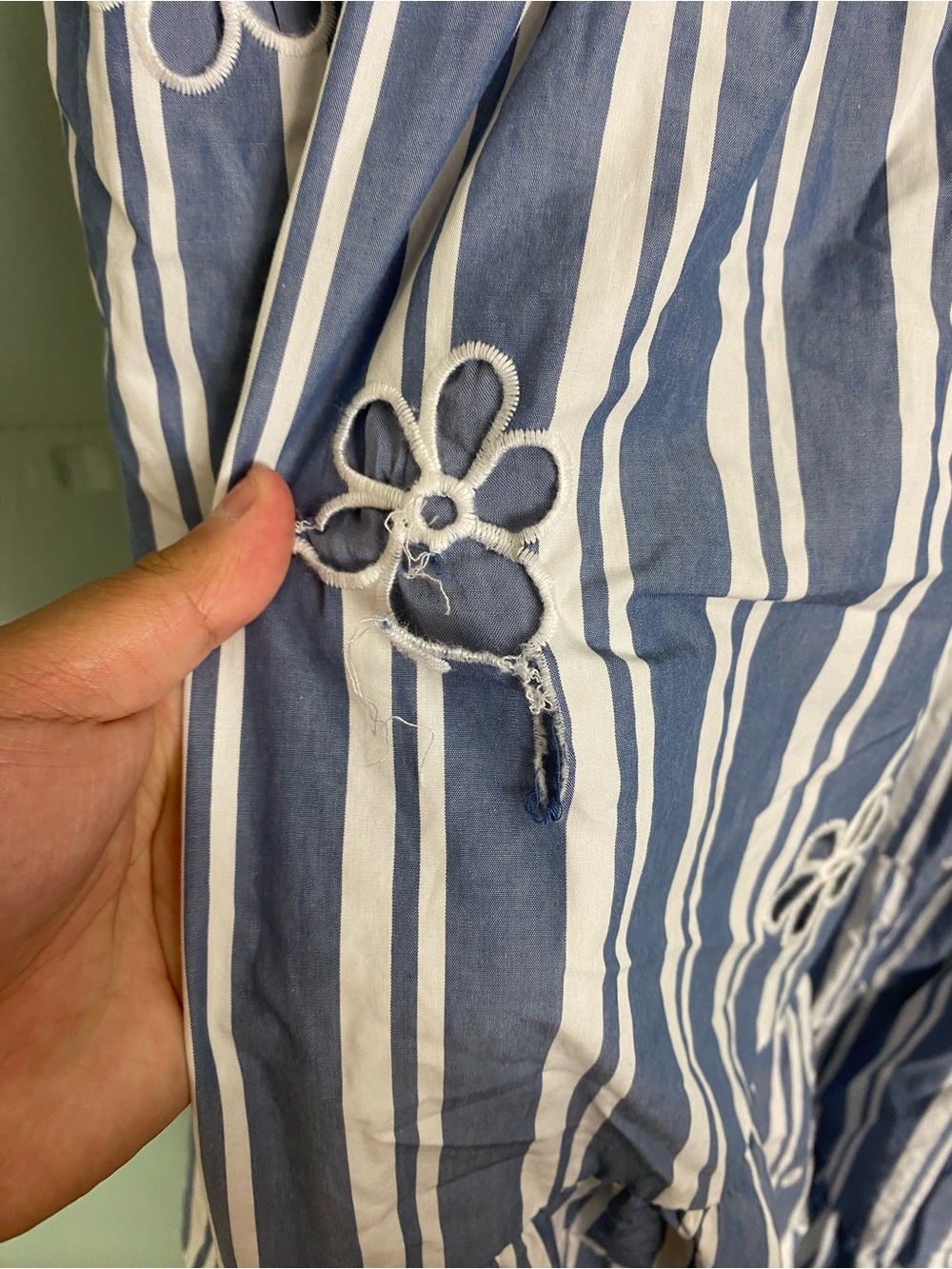 Anthropologie Somerset Maxi Dress Eyelet Embroidered Striped Small FLAWED - Picture 5 of 7